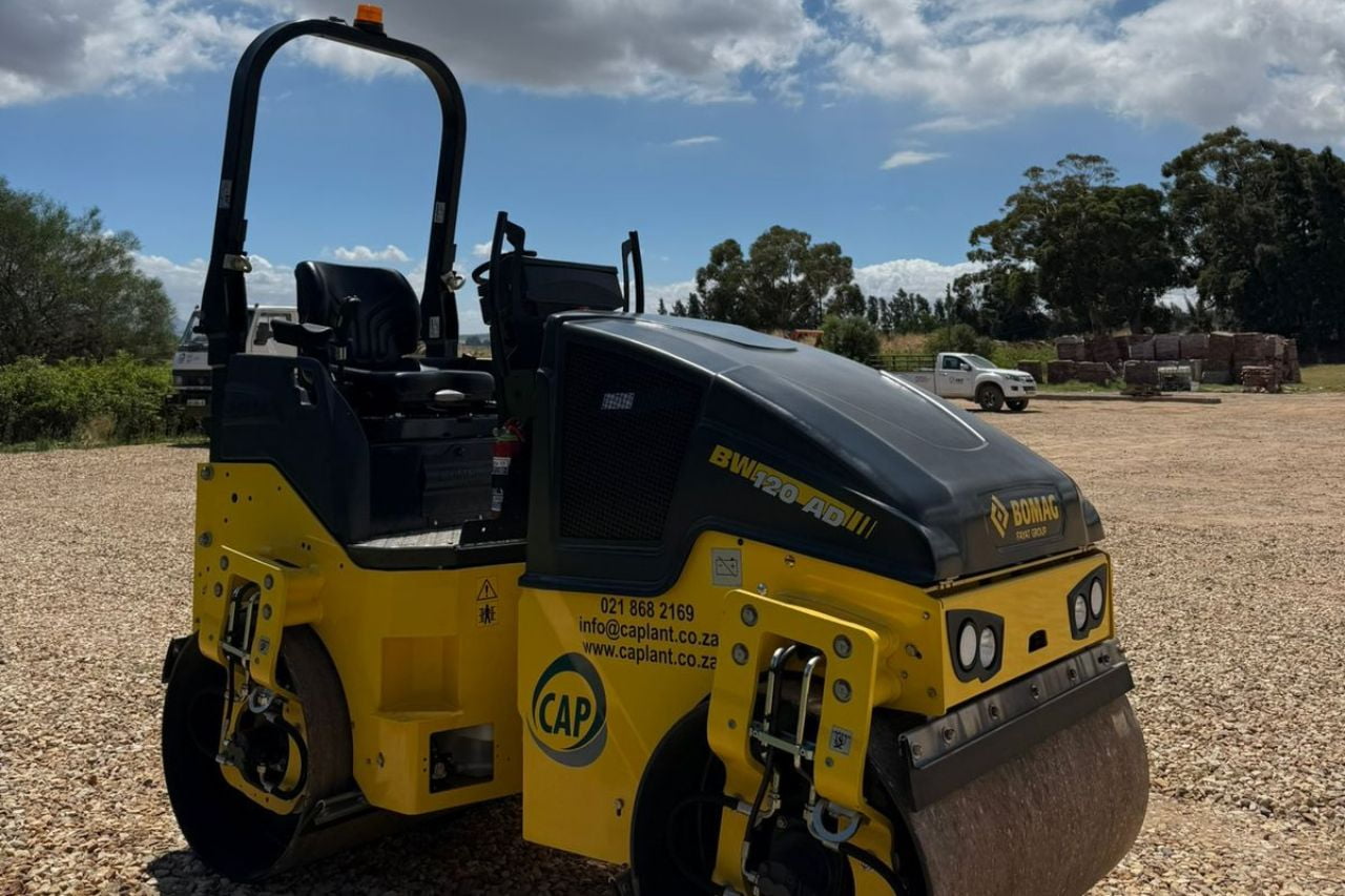 2.7 Ton Sit on Roller